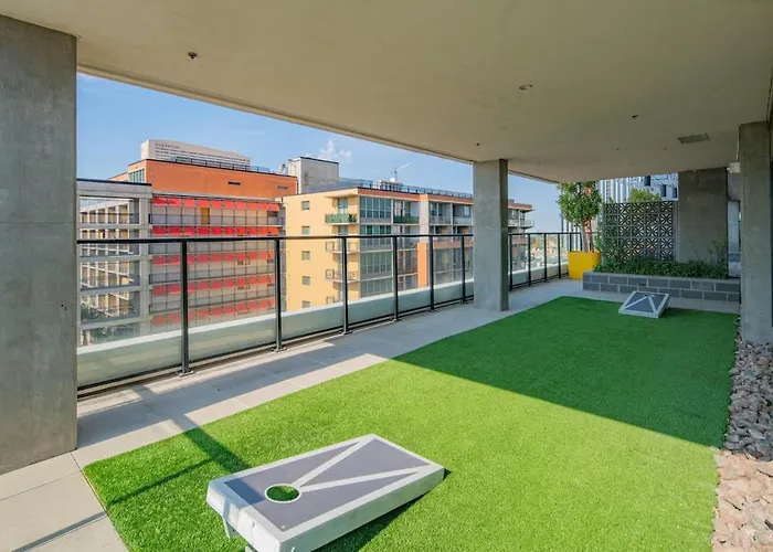 Blissful High Rise Dt, Pool, Gym, Parking