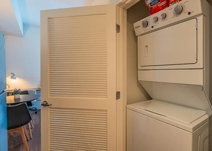 Blissful High Rise Dt, Pool, Gym, Parking Apartamento